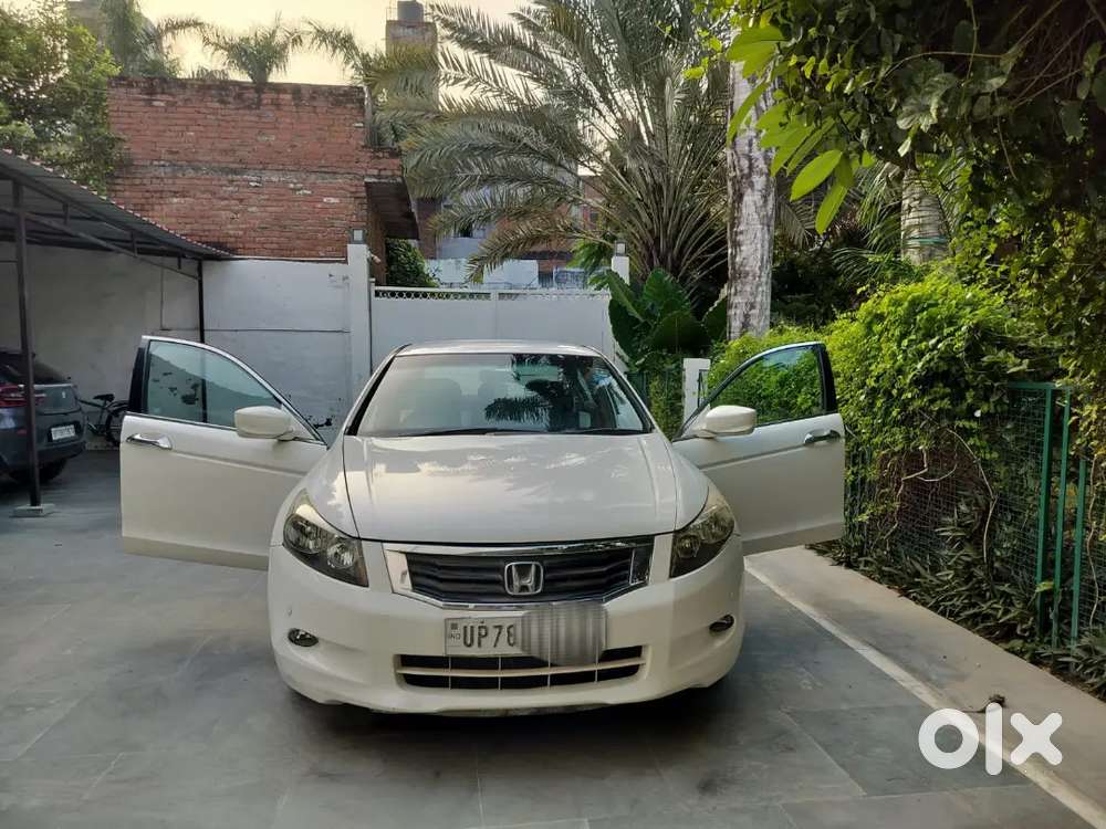 Well-maintained Honda Accord Petrol, Ready To Drive. Clean And Luxurio