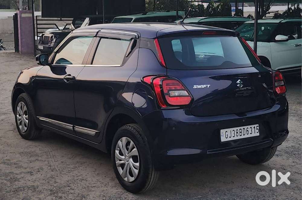 Maruti Suzuki Swift Vxi + Manual, 2022, Petrol