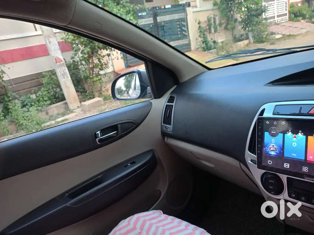 Hyundai I20 Sportz 2012
