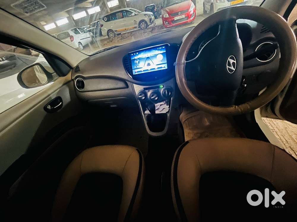 Hyundai Petrol Manual 2012