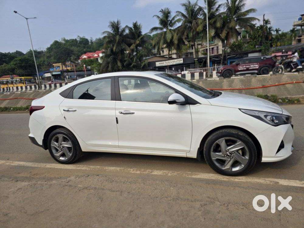Hyundai Verna 1.5 Sx Petrol Mt, 2021, Petrol