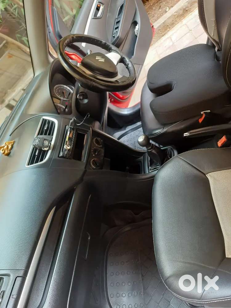 Maruti Suzuki Swift 2012 Petrol 79000 Km Driven