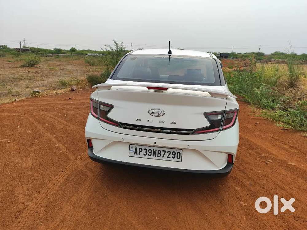 Hyundai Aura 2022 Cng 50000 Km Driven