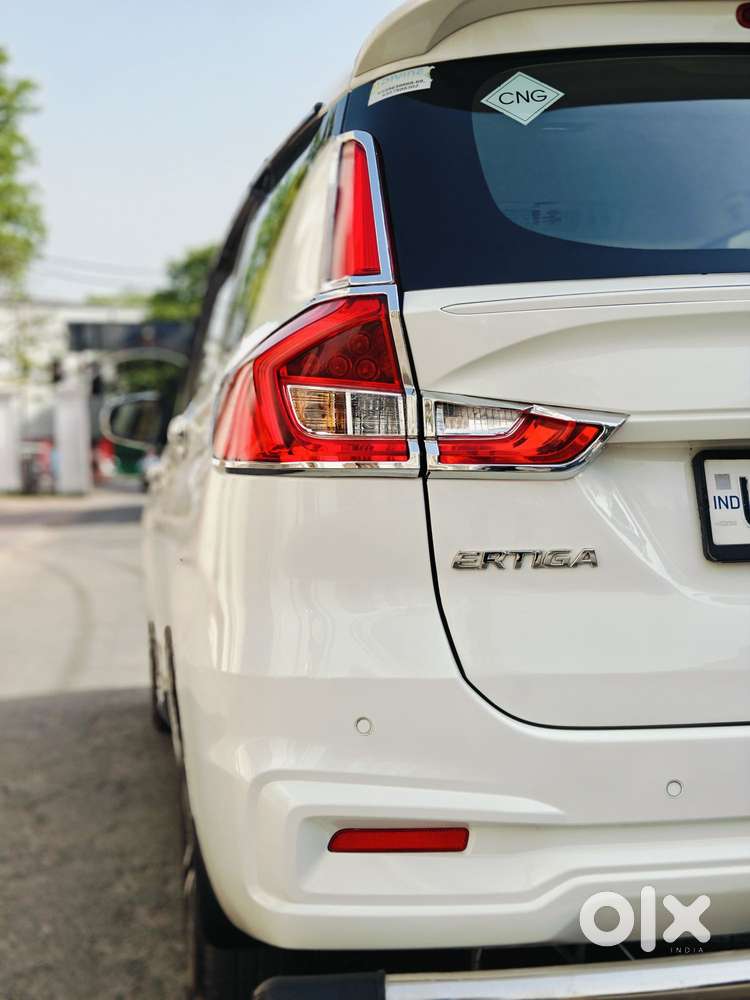 Maruti Suzuki Ertiga 2022-2023  Vxi, 2023, Cng & Hybrids