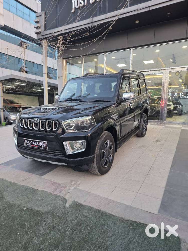 Mahindra Scorpio S10 7 Seater, 2021, Diesel