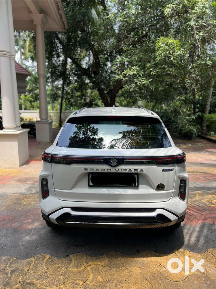 2024 Maruti Grand Vitara Petrol Manual