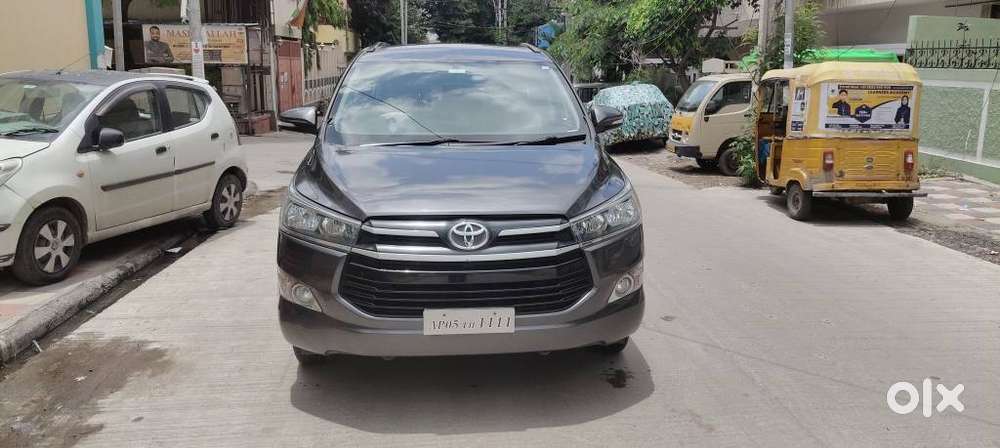 Toyota Innova Crysta 2.7 Gx Mt 8s, 2017, Diesel