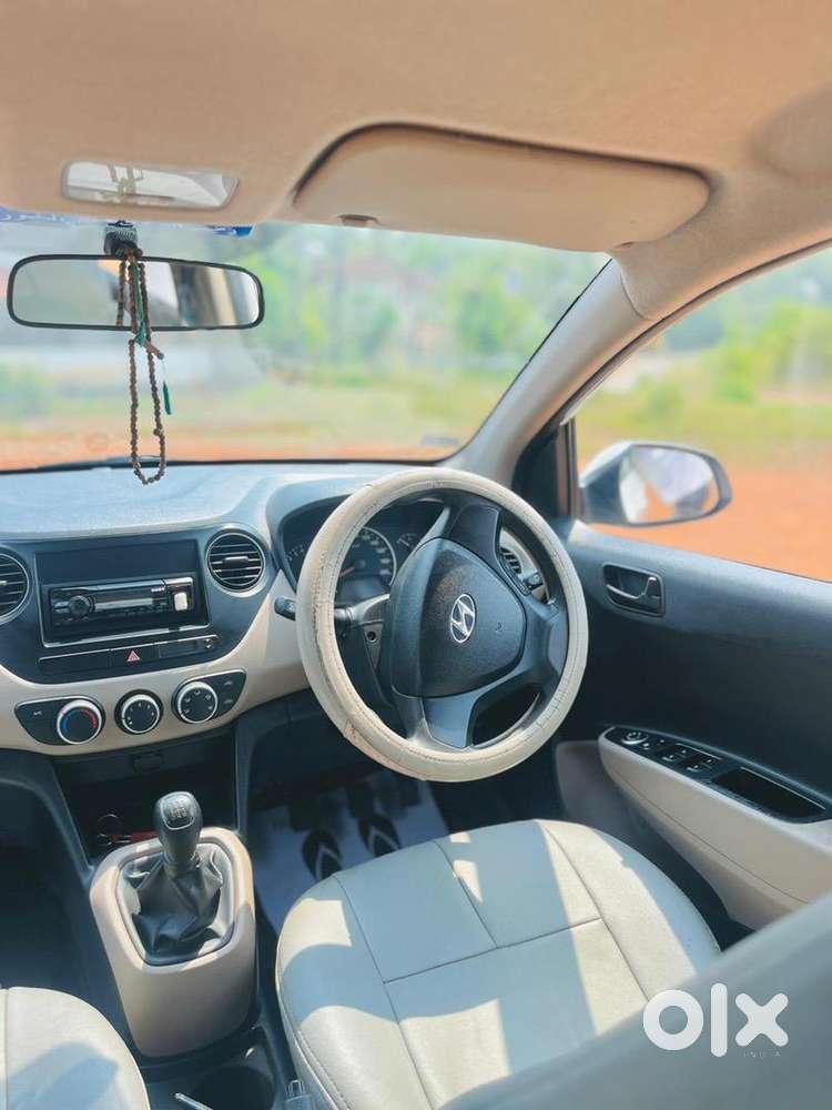 Hyundai Grand I10 2015 Petrol 60000 Km Driven