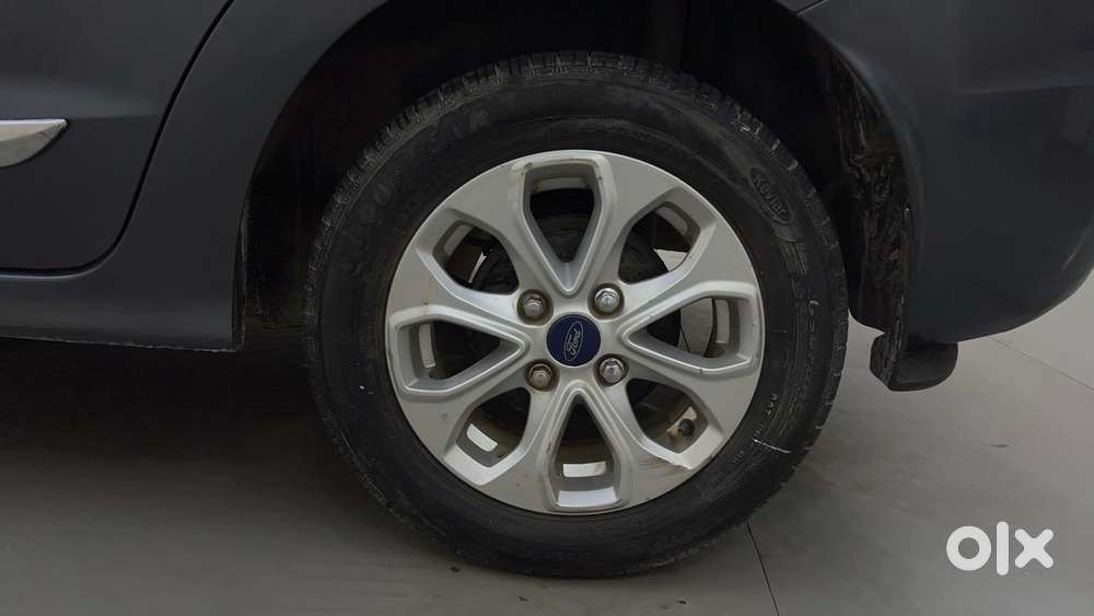 Ford Figo Aspire Titanium, 2017, Petrol