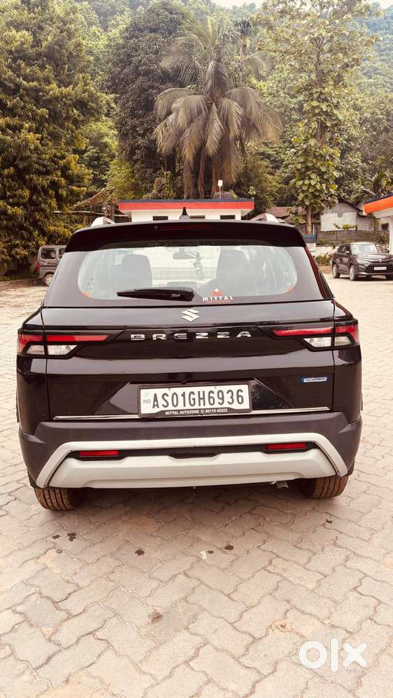 Maruti Suzuki Brezza 1.5 Zxi Smart Hybrid, 2025, Petrol