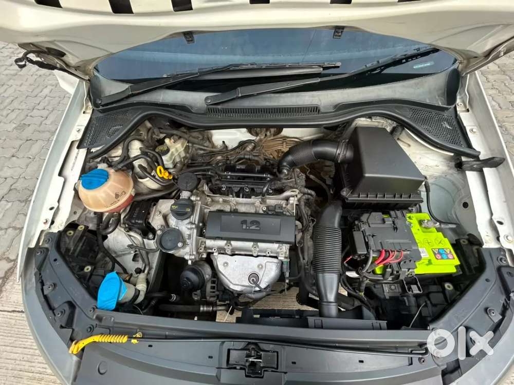 Volkswagen Polo Petrol Comfortline 1.2l, 2015, Petrol