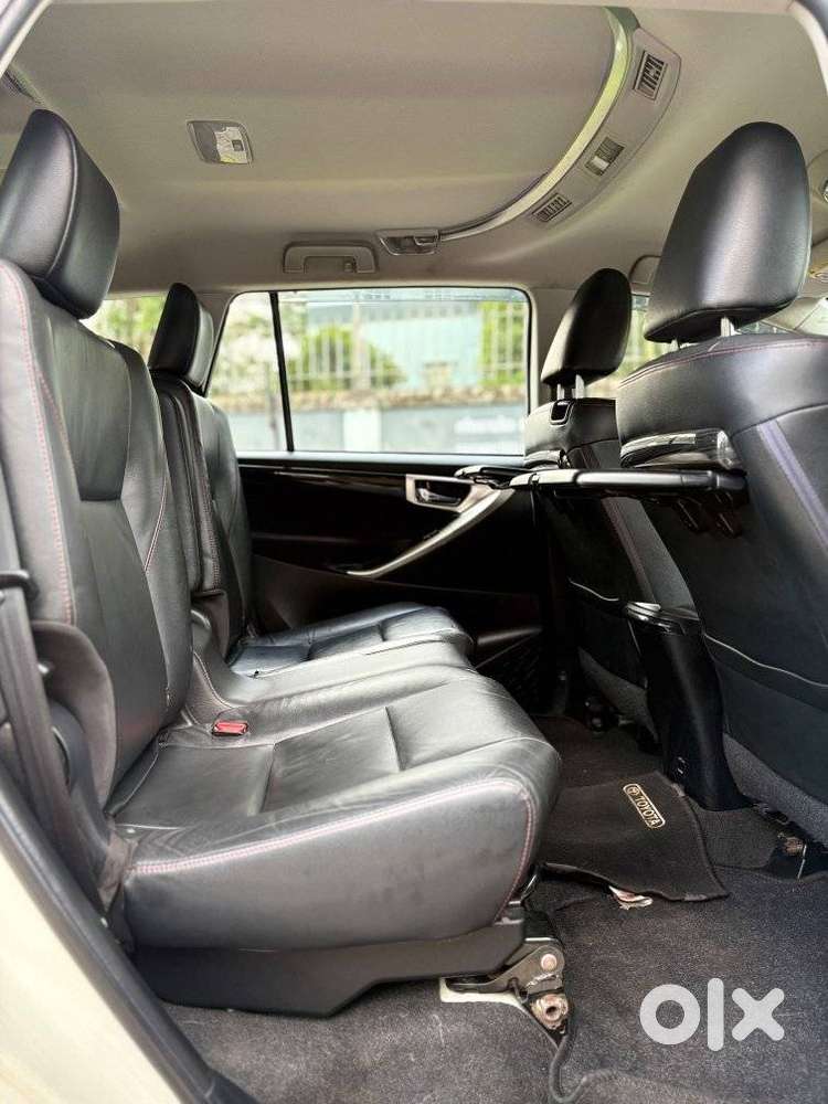 Toyota Innova Crysta 2.8 At Touring Sport, 2017, Diesel