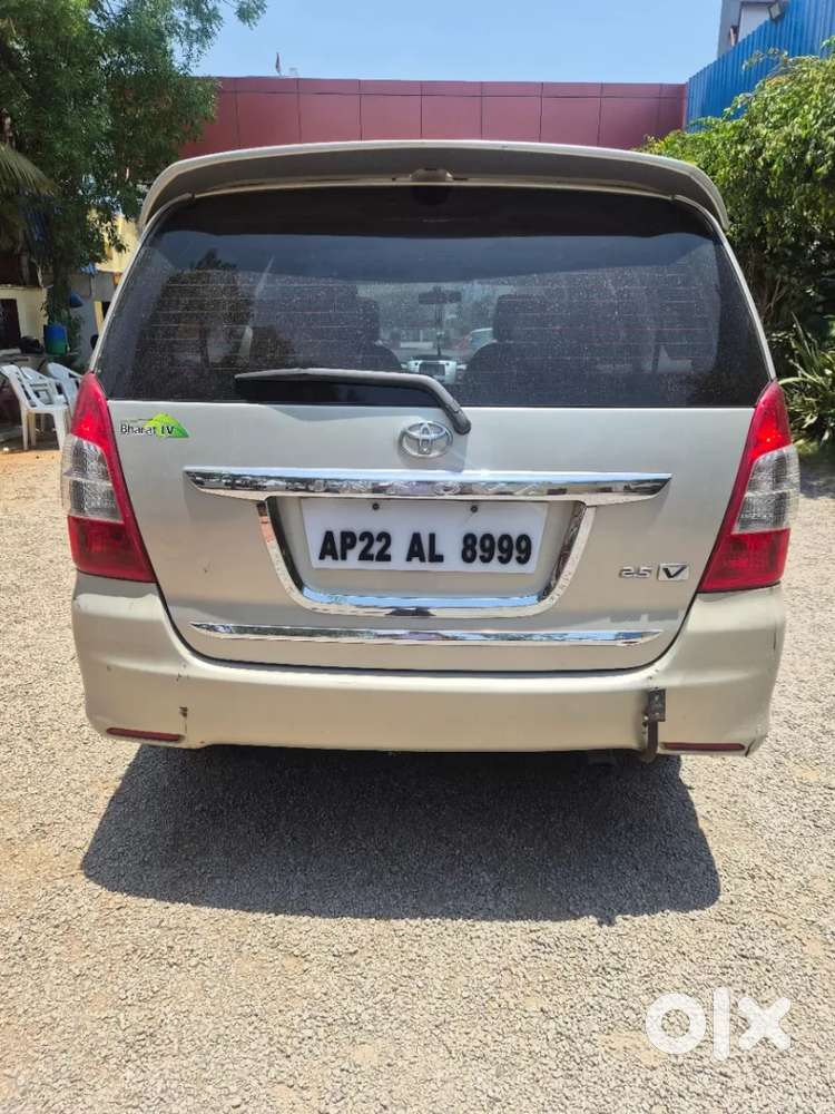 Toyota Innova 2.5 Ev Ps 7 Str Bs-iii, 2013, Diesel