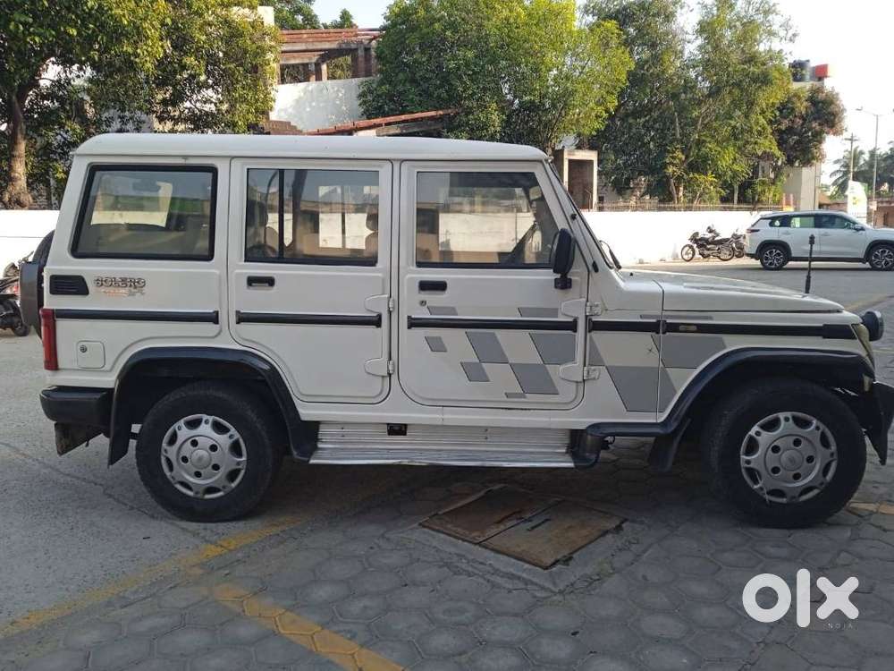 Bollero White