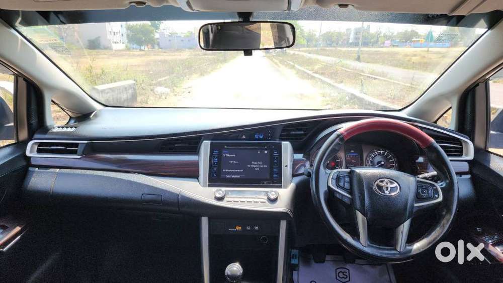 Toyota Innova Crysta 2.4 V 8 Str, 2017, Diesel