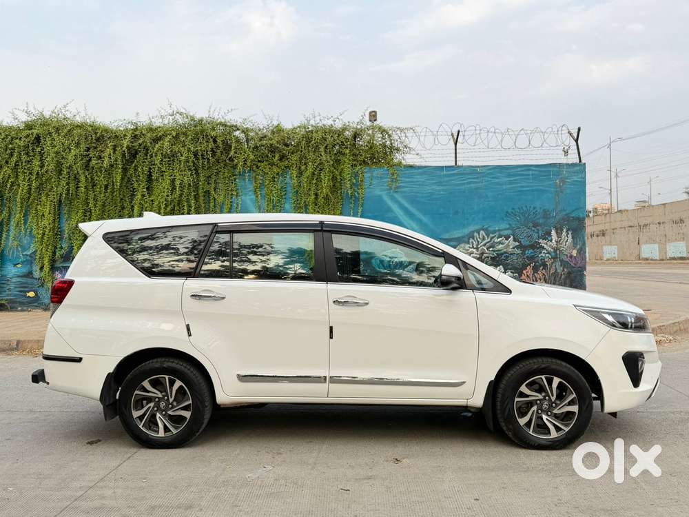 Toyota Innova Crysta 2.4 V 7 Str, 2022, Diesel