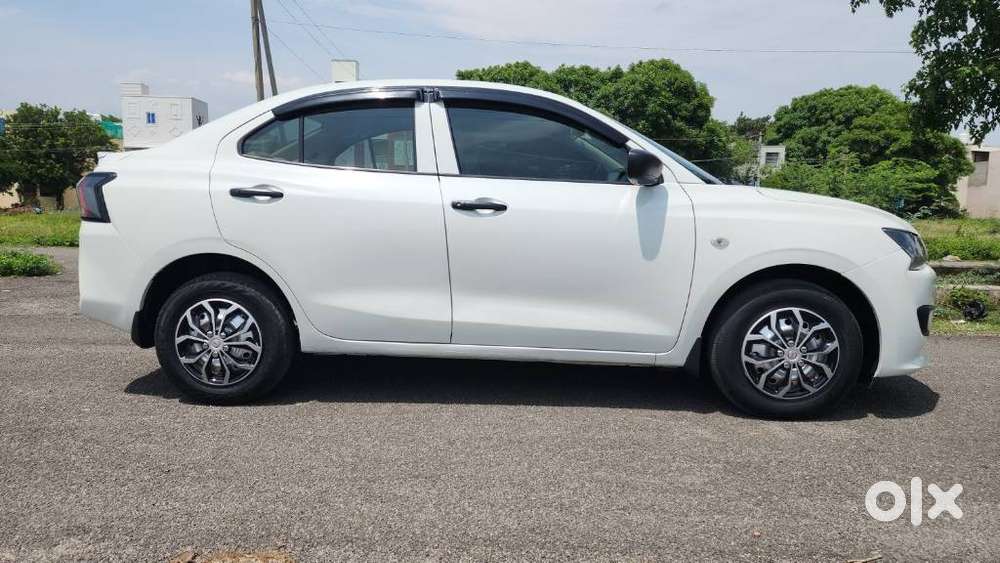 Maruti Suzuki Dzire 1.2 Vxi, 2025, Cng & Hybrids