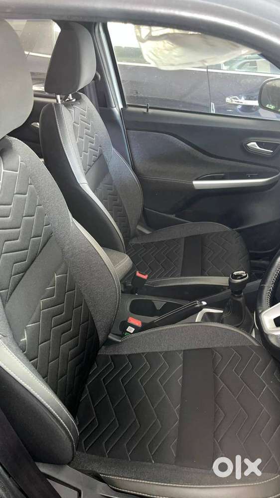 Nissan Magnite Top End 2021 Petrol 15099 Km Driven