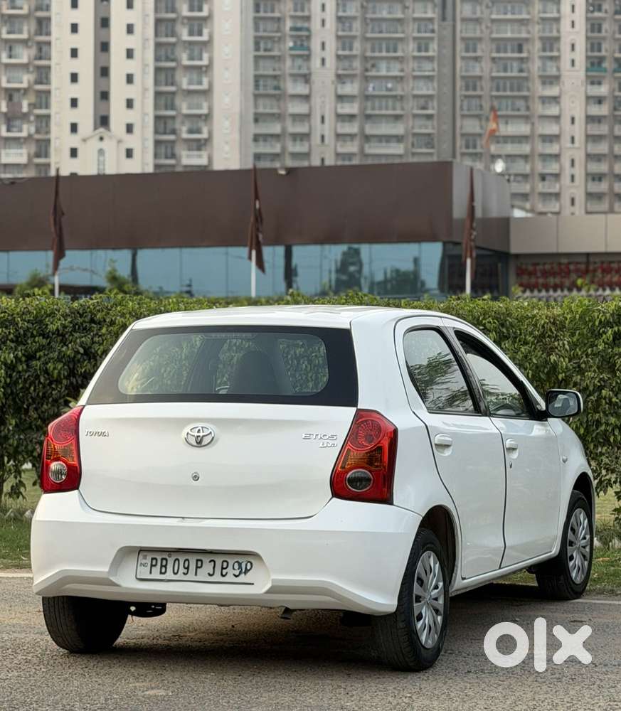 Toyota Etios Liva Petrol Trd Sportivo, 2012, Petrol