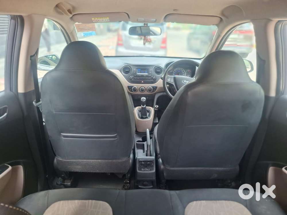 Hyundai Grand I10 Sportz, 2017, Petrol