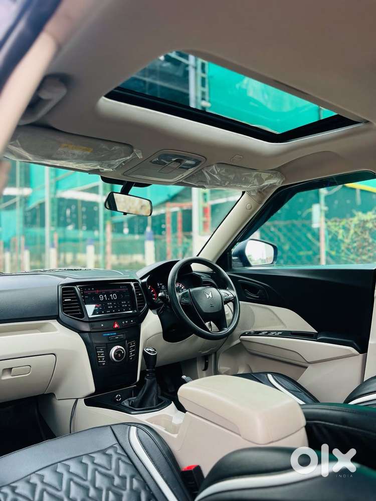 Mahindra Xuv300 W4, 2024, Petrol