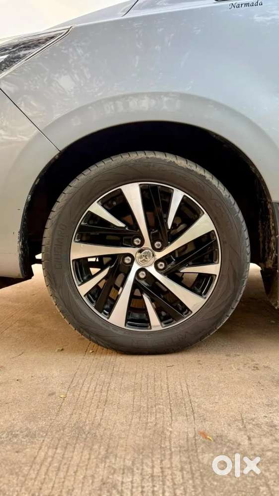 Toyota Innova Crysta [2020-ongoing] 2.4 Zx 7 Str, 2022, Diesel