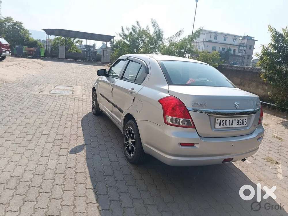 Smooth Maruti Suzuki Swift Dzire Petrol Manual 2011 Car For Sell