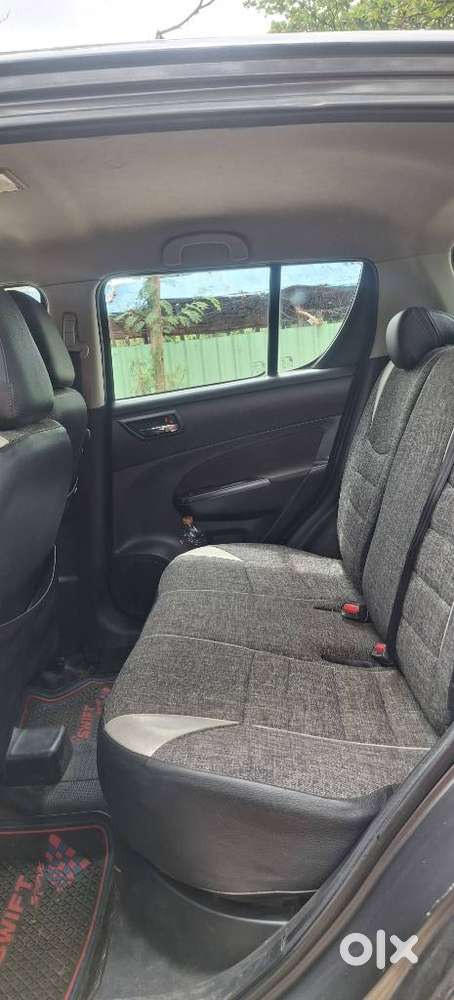 Maruti Suzuki Swift Vvt Zxi, 2015, Petrol