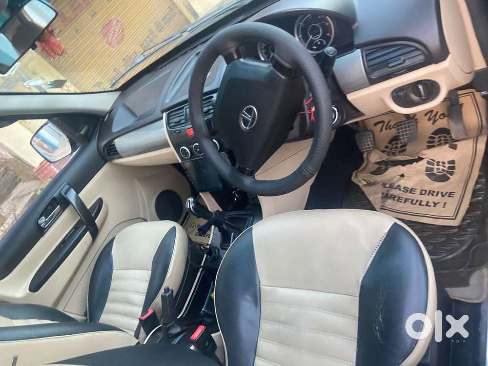 2015 Tata Safari Storme, Androide Bass Tube All Tyres New Back Camera