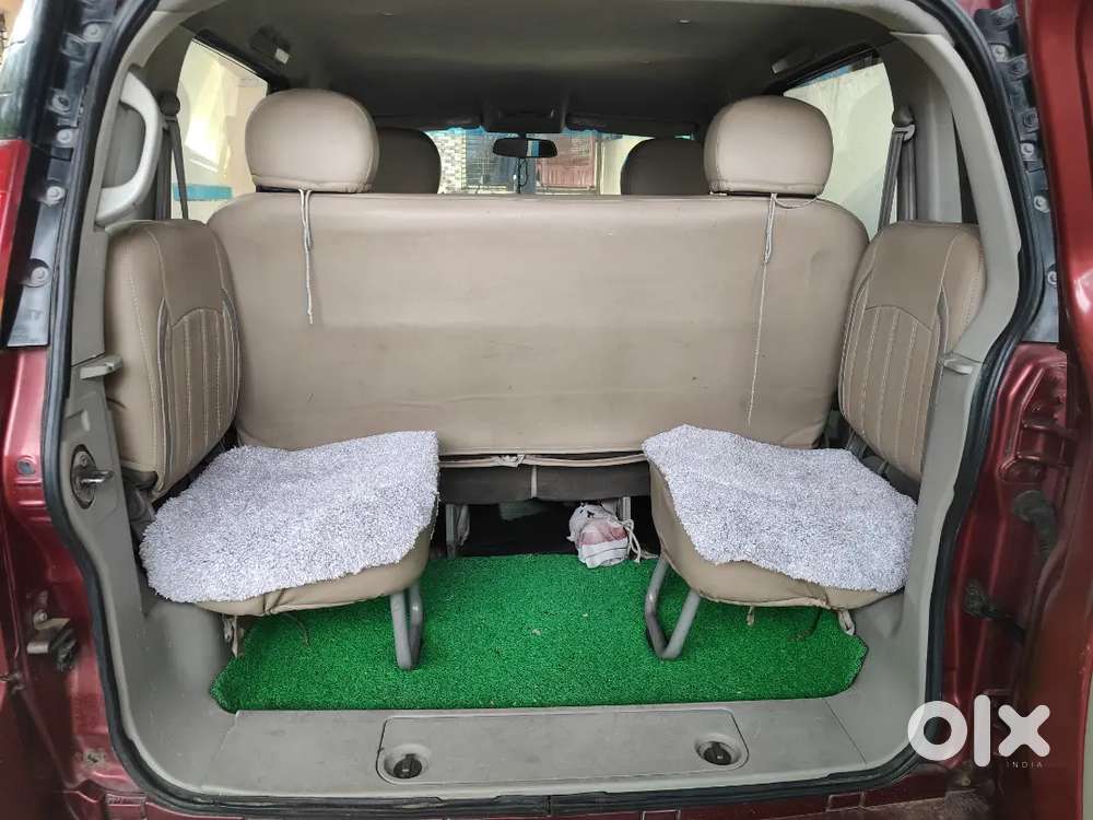 7 Seater Mahindra Quanto C8 Top Model Diesel 2015 Model