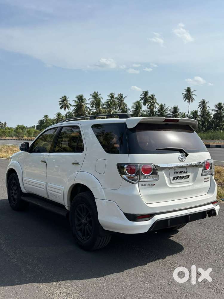 Toyota Fortuner 4x4 At, 2015, Diesel