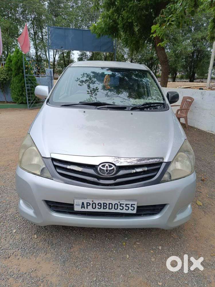 Toyota Innova 2.5 V 7 Str, 2006, Diesel