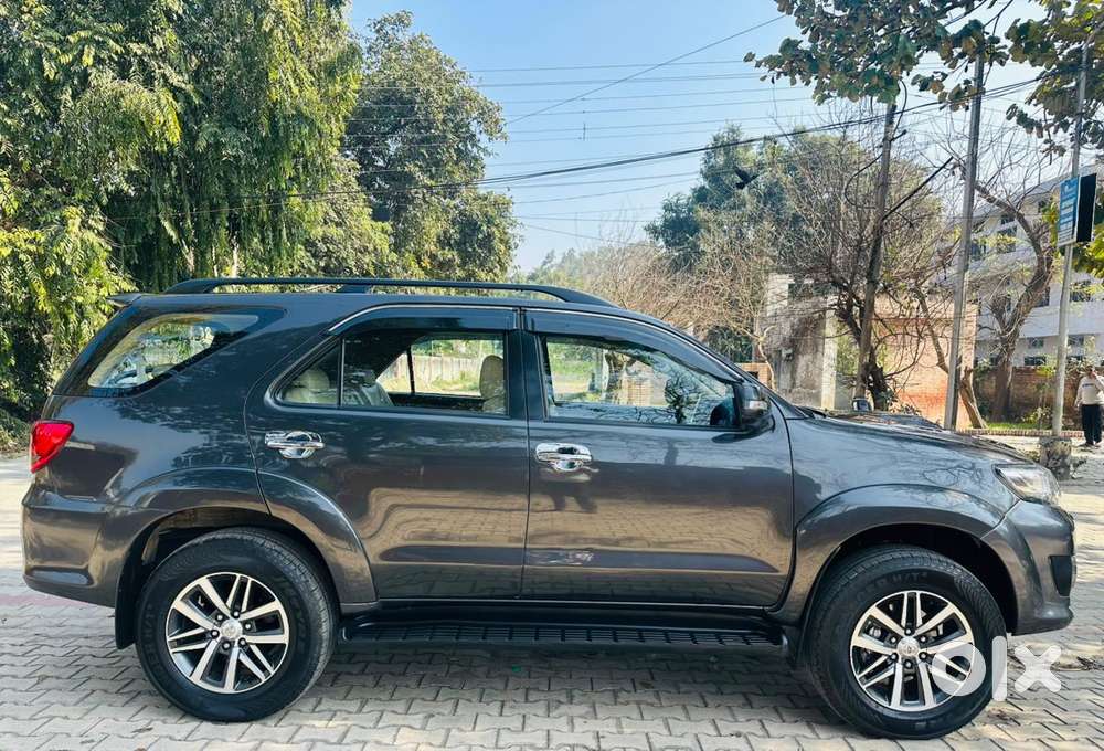 Toyota Fortuner 3.0 4x2 Automatic, 2015, Diesel