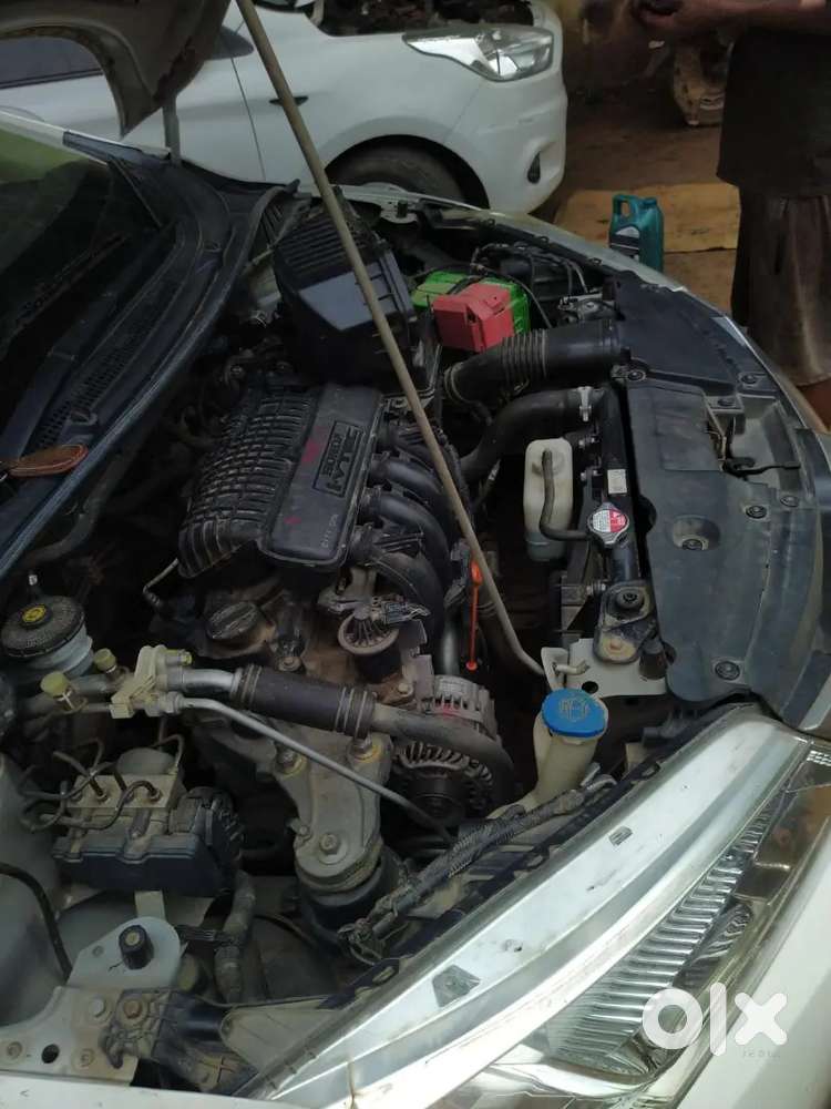 Cng-27/km,petrol 16+ Km, Family Car