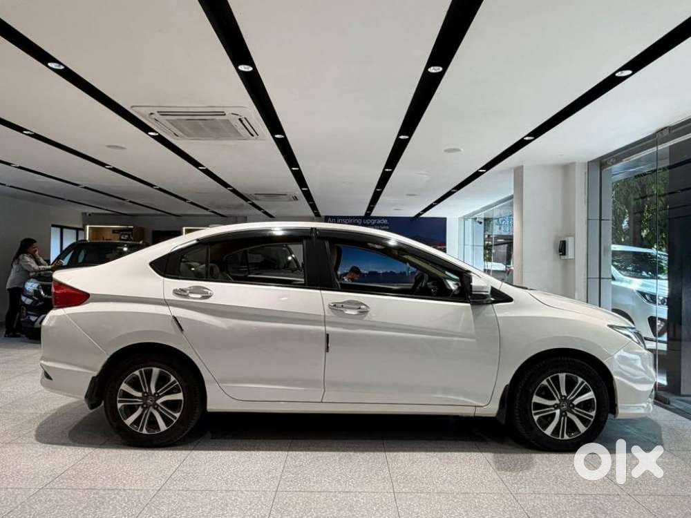 Honda City 1.5 V 5th Gen I-vtec Mt, 2021, Petrol