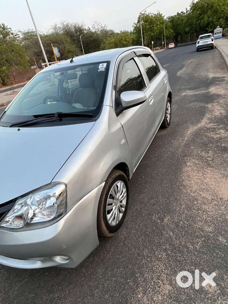 Toyota Etios Cng, Kilometers With Company Record