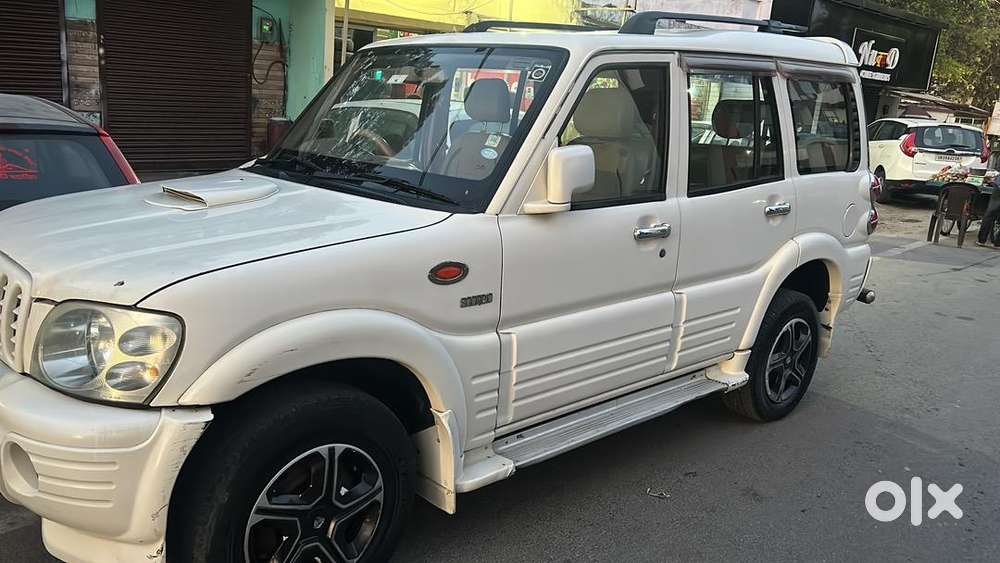 Mahindra Scorpio Getaway 2007 Diesel 90000 Km Driven