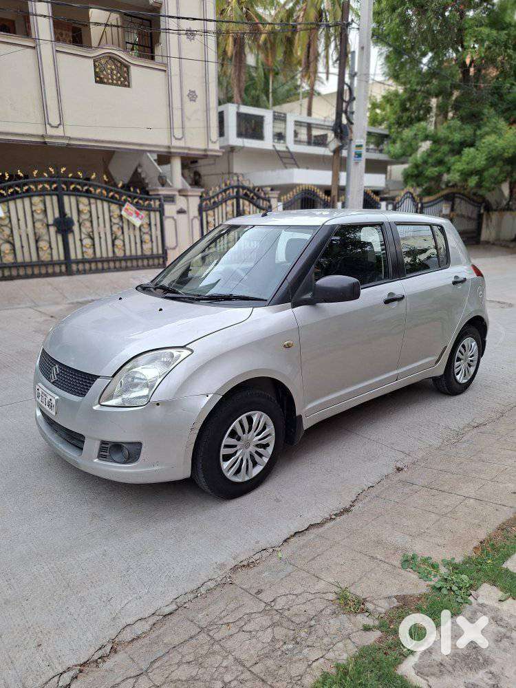 Maruti Suzuki Swift Vxi Bsiv, 2010, Petrol