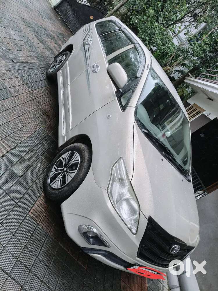 Toyota Innova 2014 Km Driven