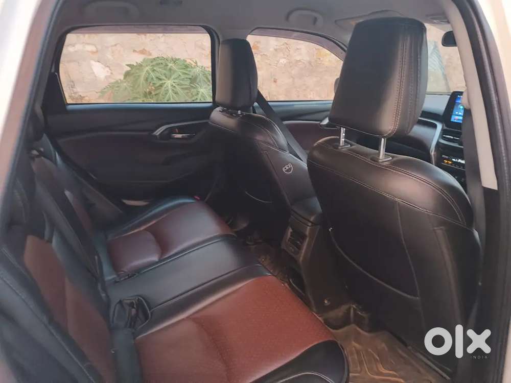 Maruti Suzuki Grand Vitara 2024 Petrol Good Condition