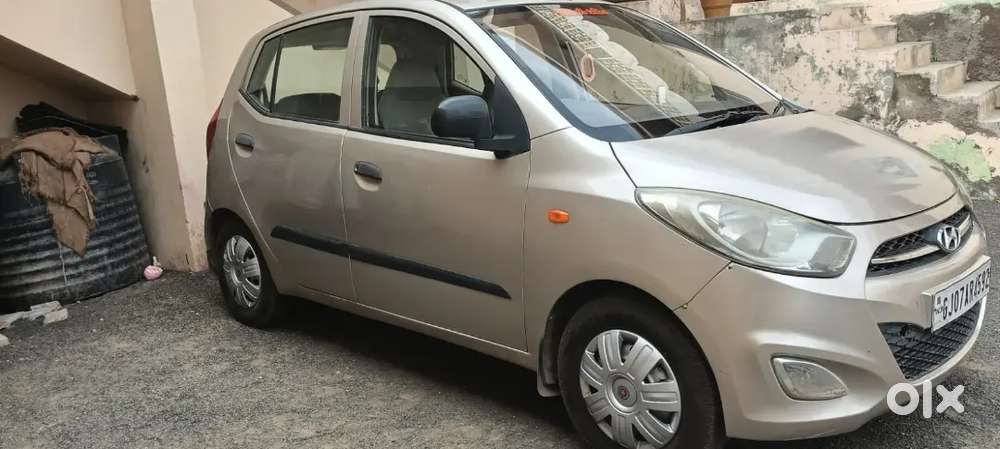 1).4tyrenewwithbill 2).androiddisplay
3).battrynew,  
4).2powerwindow