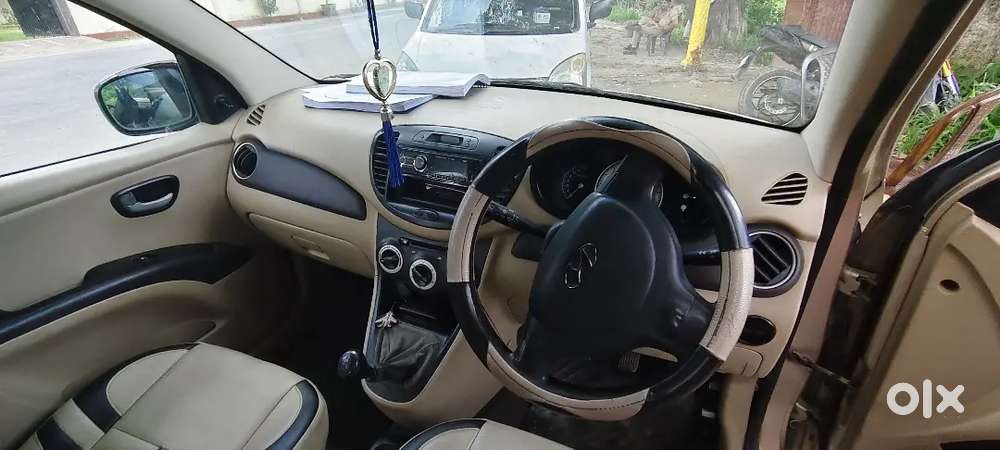 Well Maintained Car, All Four Tyres Are New, Cng Kit Installed.