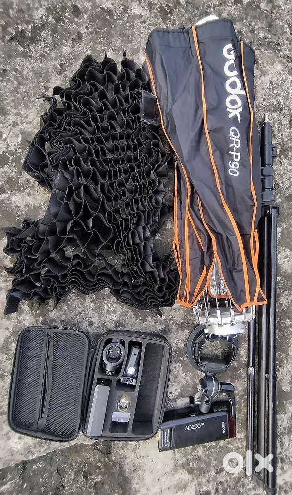 Godox AD200Pro + QR-P90 Complete Lighting Kit | Excellent Condition