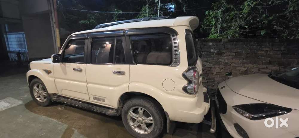 Mahindra Scorpio S10 2016 Diesel Manual