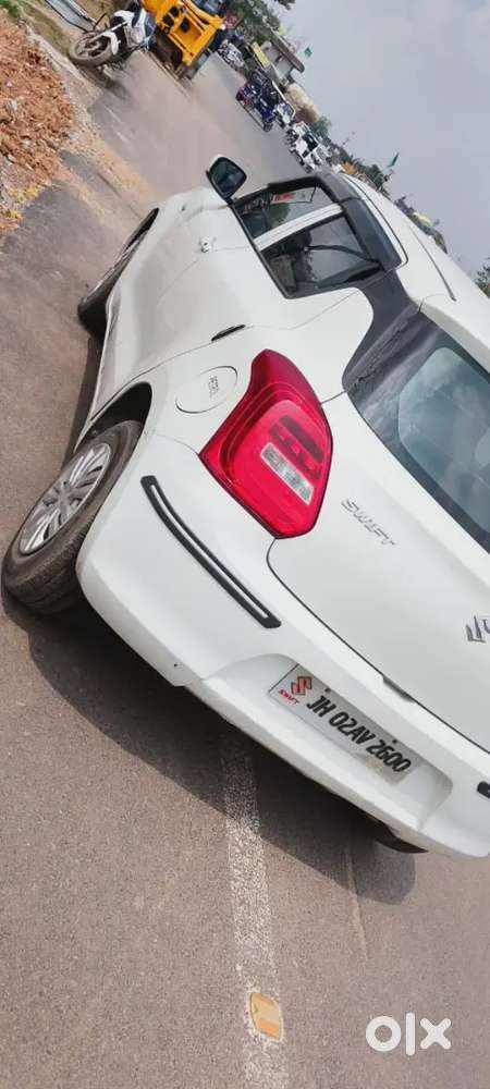 Maruti Suzuki Swift 2018 Petrol 70000 Km Driven