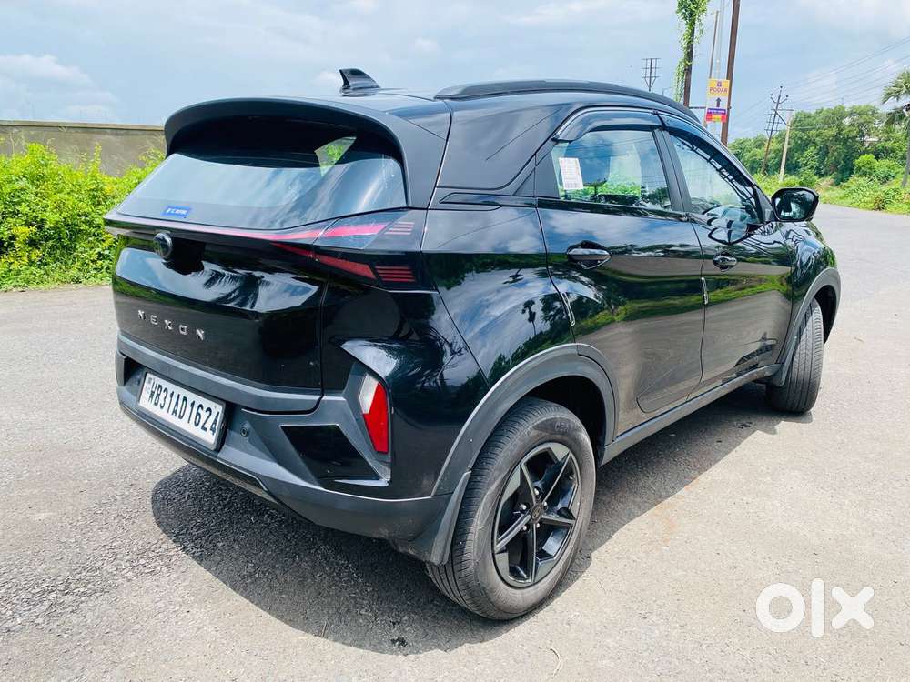 Tata Nexon Creative Plus S 1.2 Revotron Petrol 6 Mt, 2025, Petrol
