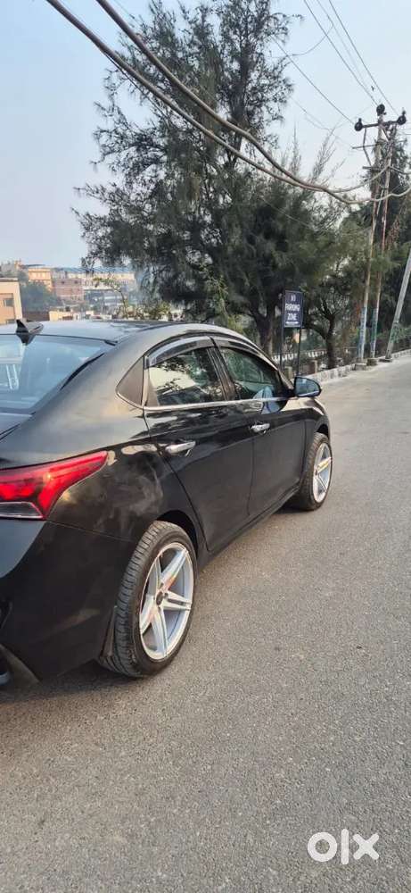 Hyundai New Verna 2019 Petrol 800000 Km Driven