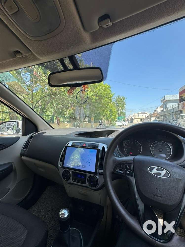 Hyundai I20 2013 Petrol Well Maintained
