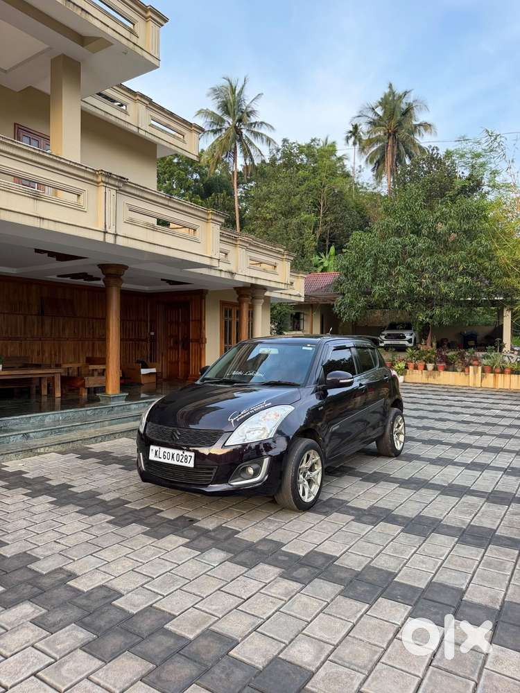 Maruti Suzuki Swift Vxi Abs Bsiv, 2015, Petrol