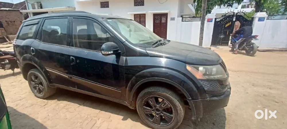 Mahindra Xuv500 2013 Diesel 105333 Km Driven